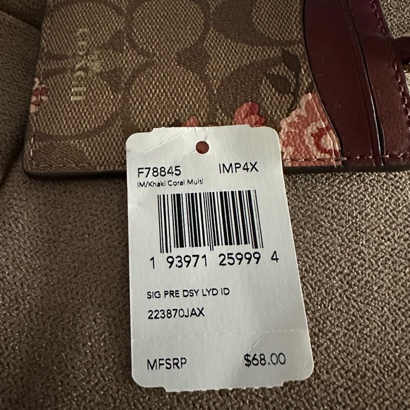 COACH card holder with strap for hanging around neck. Two card slots + ID slot - Picture 5 of 5